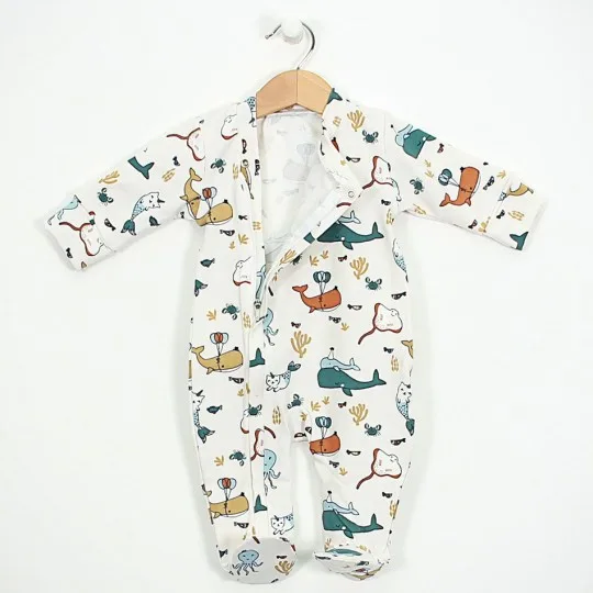Baby sleepsuit with zipper... 2