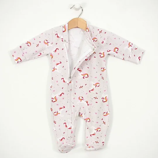 Baby sleepsuit with zipper... 2