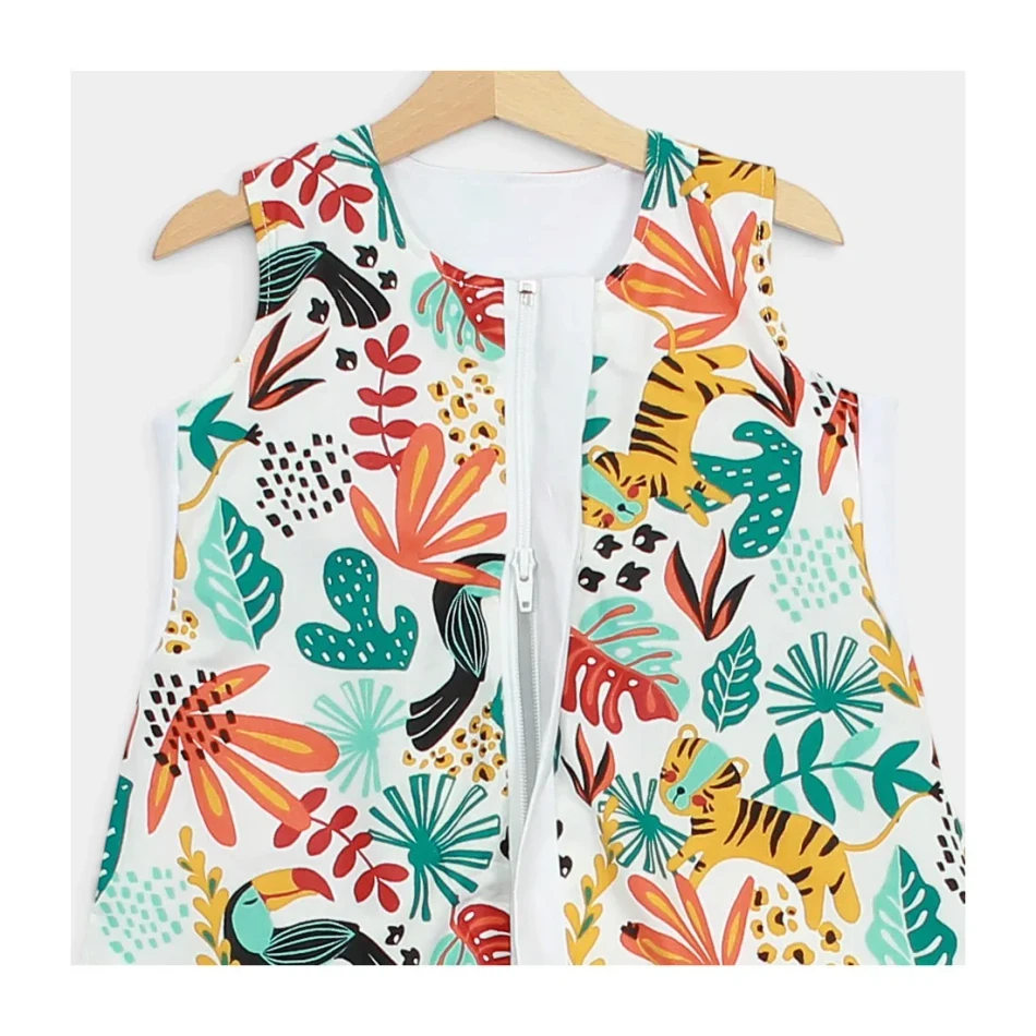 Autumn & Spring sleeping bag with... Autumn & Spring sleeping bag with...