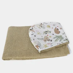 Hooded Towel "Australia - green" by Angel Baby