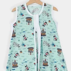 Summer sleeping bag with... 2