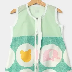 Summer sleeping bag with... 2